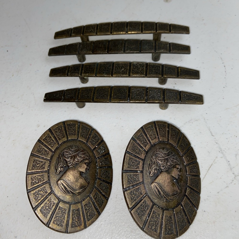 Victorian Lady Cameo Drawer Pulls Antique Brass Vintage‎ Lot W/Matching Pulls